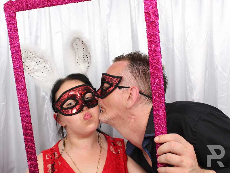 Ross Photoz - Photo Booth Hire